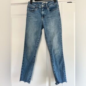 Levi’s 721 High Rise Skinny Ankle Jean